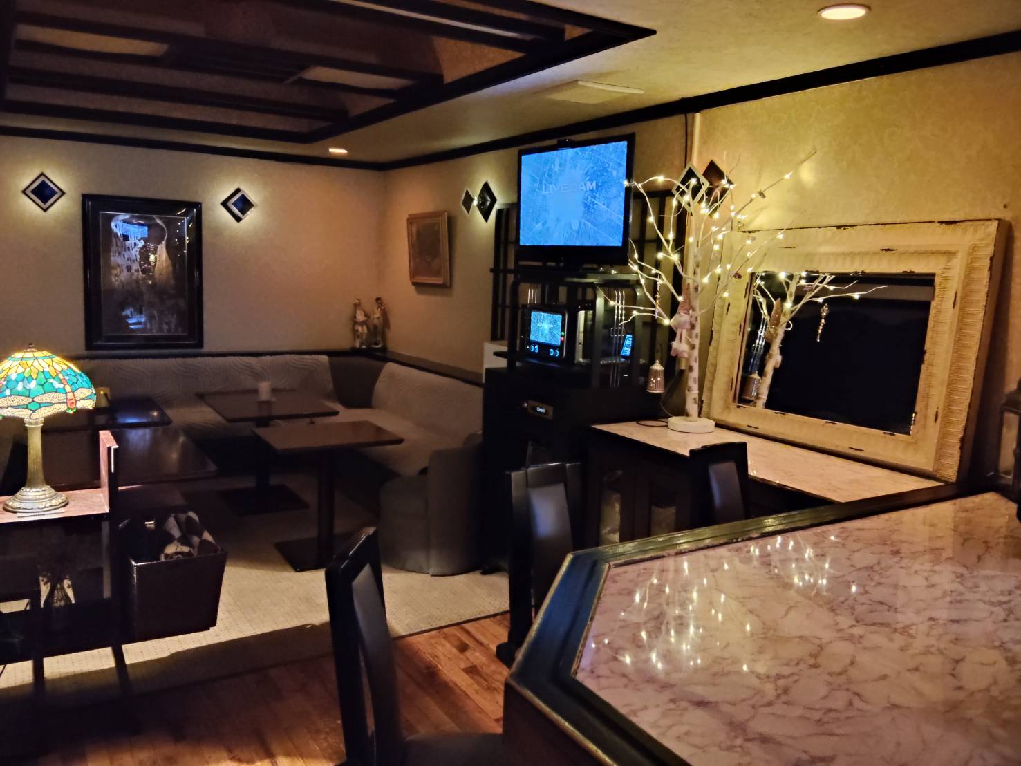 Salon de たらの店内風景